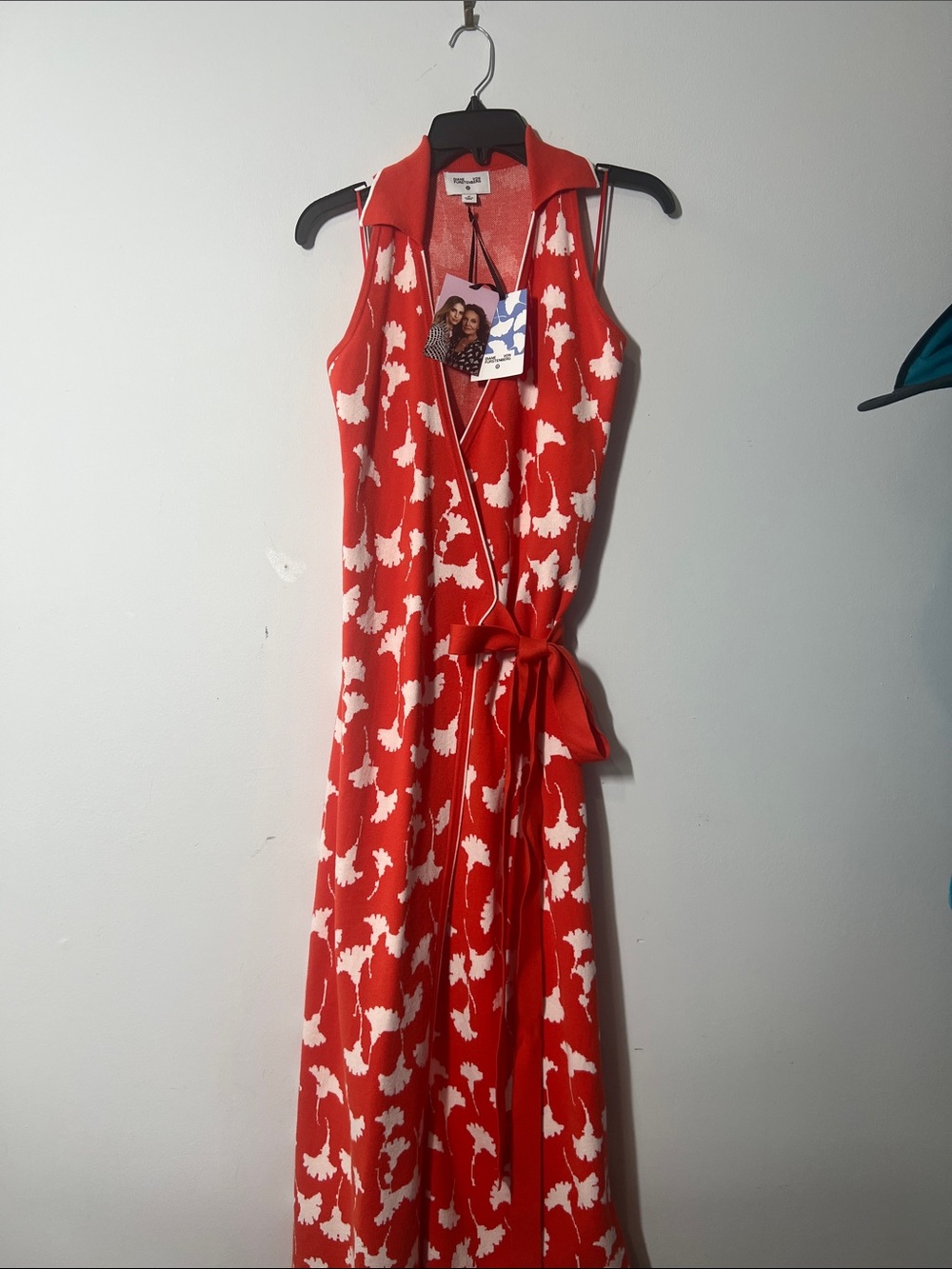 Diane Von Furstenberg Wrap Midi Dress with Tie Waist Size Medium Orange/ white